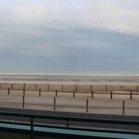 Mahon Plage: Face Mer. *